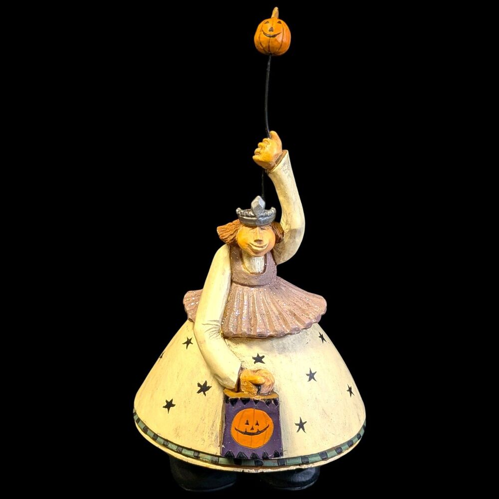 Williraye Studio 2001 Girl Dressed as Ballerina with Halloween Pumpkin WW6007